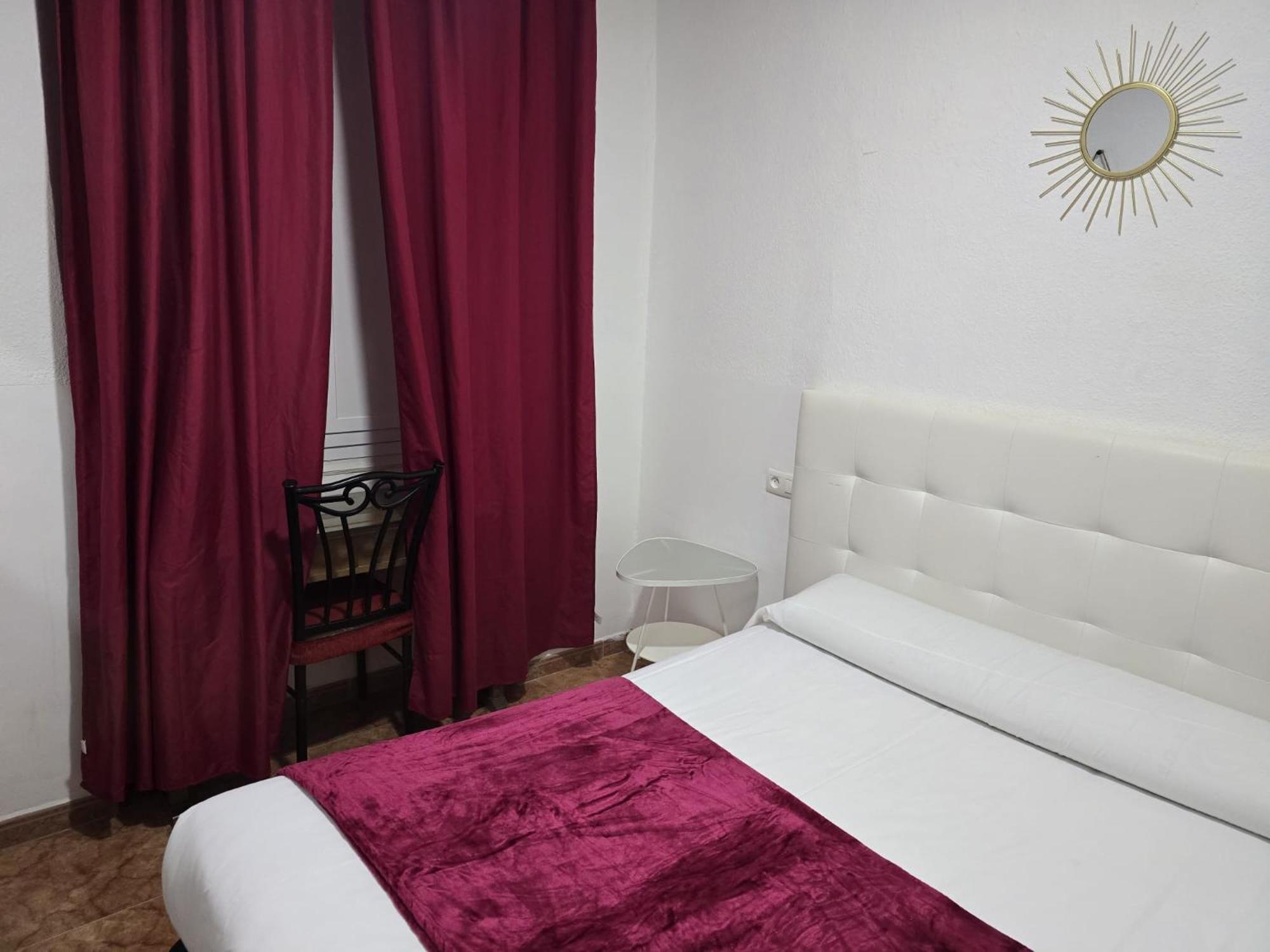 Rooms Los Montes — Photos 3